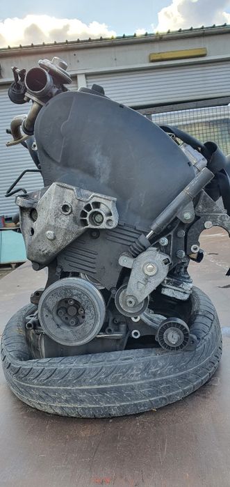 Motor/Chiuloasă/Injectoare/Pompă/Kit ambreiaj Golf 4/Octavia/Bora ALH