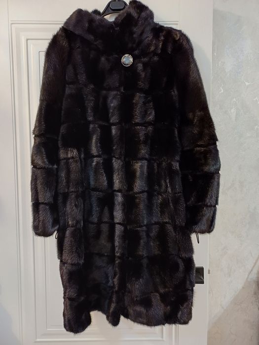 Норковая шуба 42-44 р.