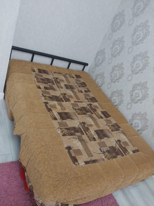 Кровать для спальни