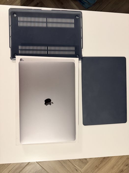 Macbook Pro 16” Touchbar Impecabil