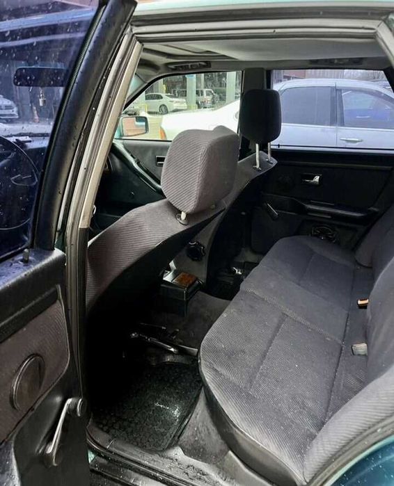 Продаю  Audi 80 1992год