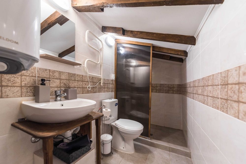 Продава се Къща в Варна, Гръцка махала - 185 кв.м за 1622 €/кв.м - Снимка #19