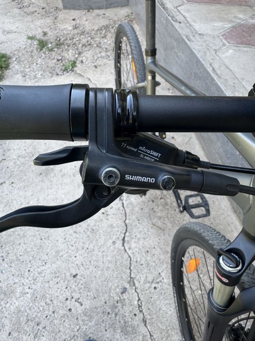 Велосипед giant roam 0.