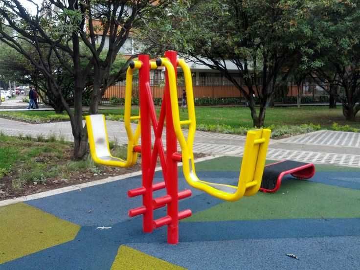 уличные тренажеры комплекс