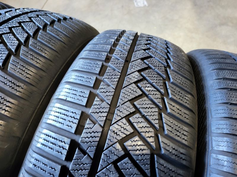 235/55/19 Continental 4бр