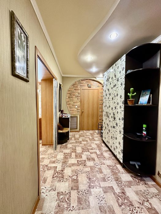 Продам  5 - комнатный дом в посёлке Топар.