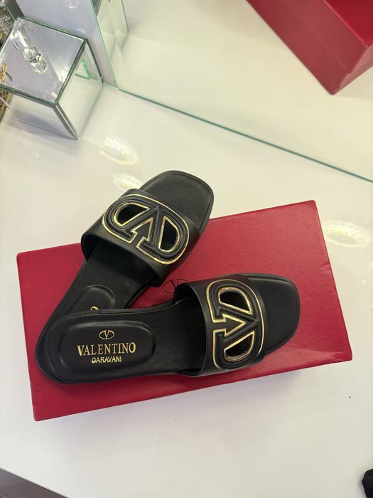 Черни чехли естествена кожа