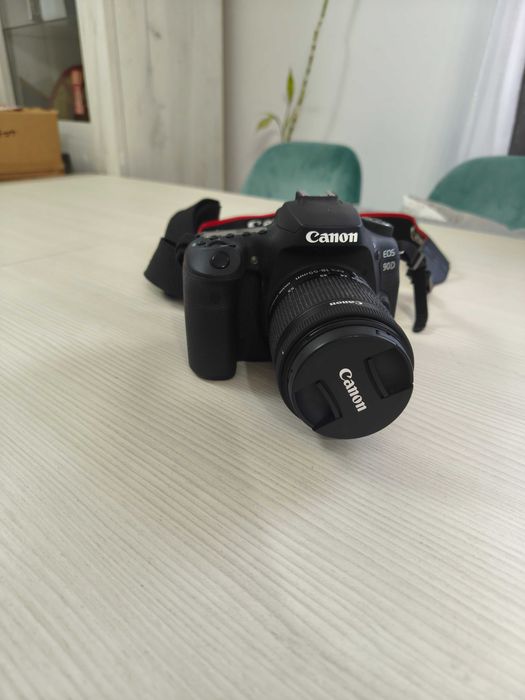 Aparat foto DSLR Canon EOS 90D, 32.5 MP, 4K, Negru + Obiectiv 18-55mm IS STM