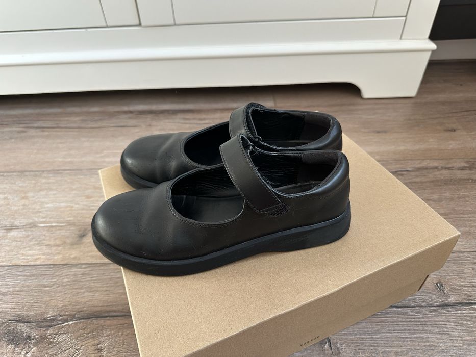 Pantofi fetite Zara marimea 35, piele naturala, ca noi