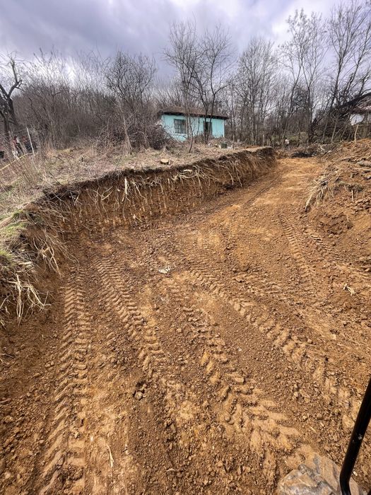 Constructii Amenajari parcari sapaturi fundatii piconari drumuri