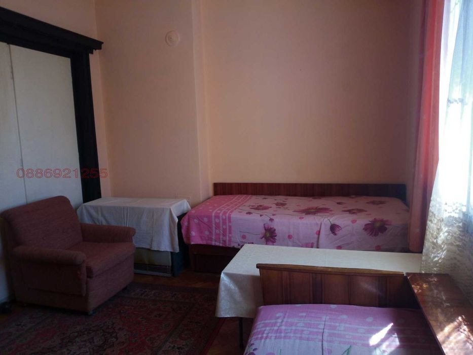 Дава се под наем  в София, Оборище - 16 кв.м за 244.29 € - Снимка #1