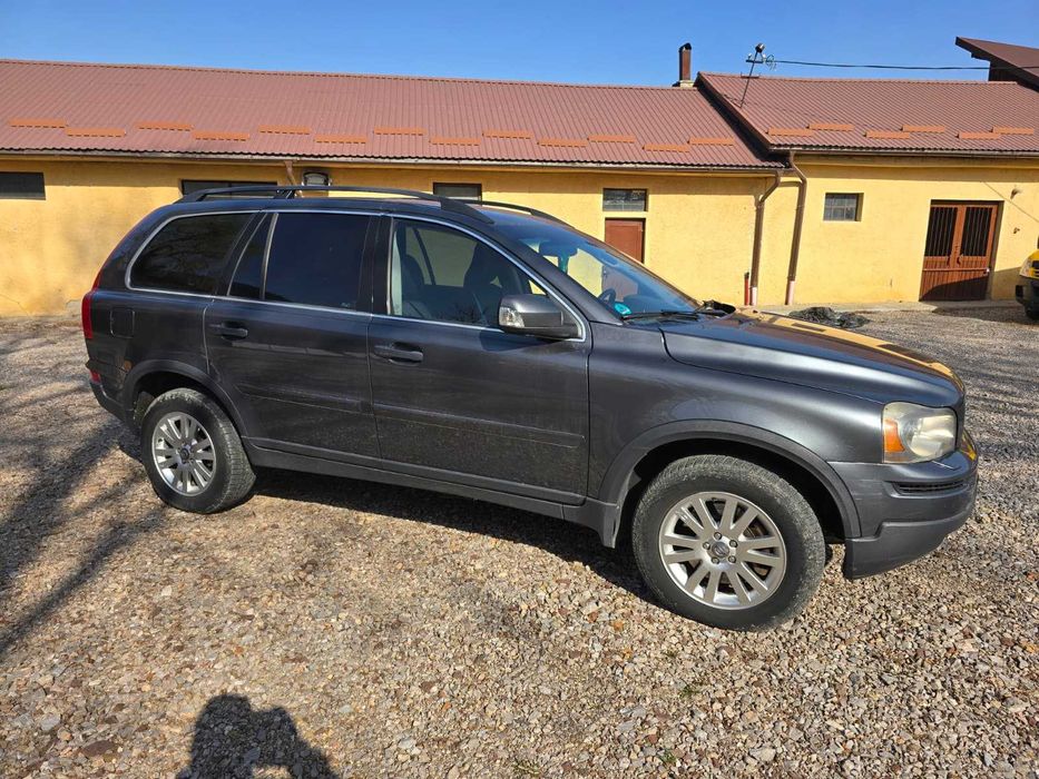 Vând Volvo XC90