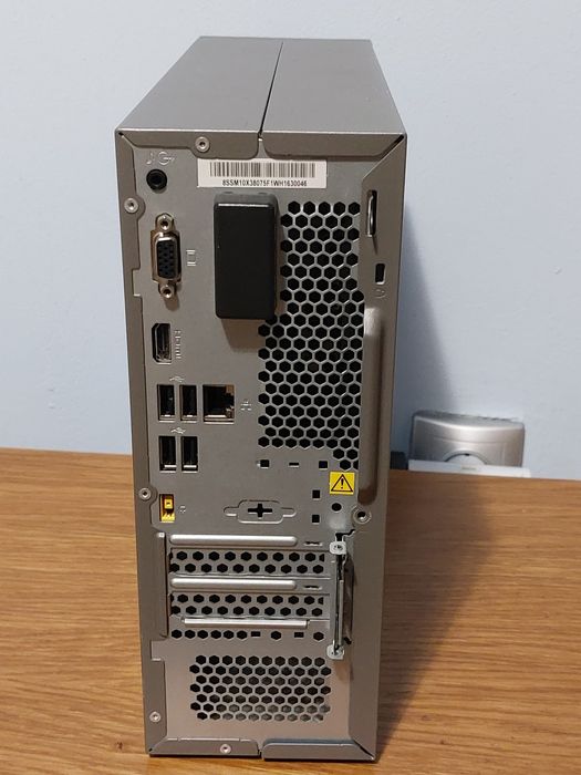 Mini PC Lenovo Ryzen 5 3500U 2,1Ghz/3,7Ghz, 8GB, 512GB+2TB, Vega 8 2GB
