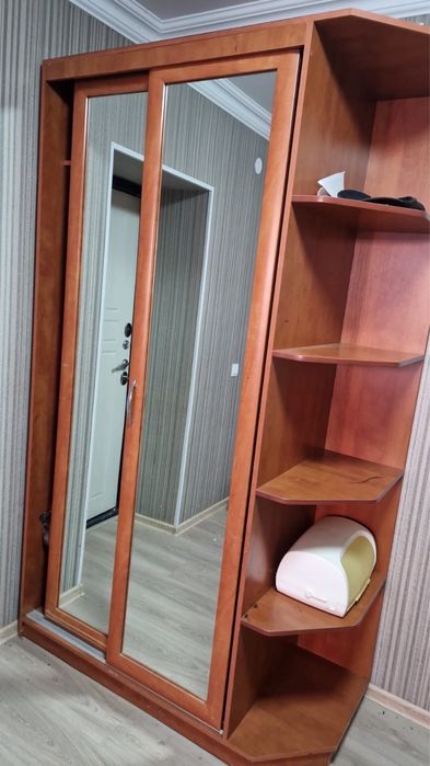 Шкаф для прихожей