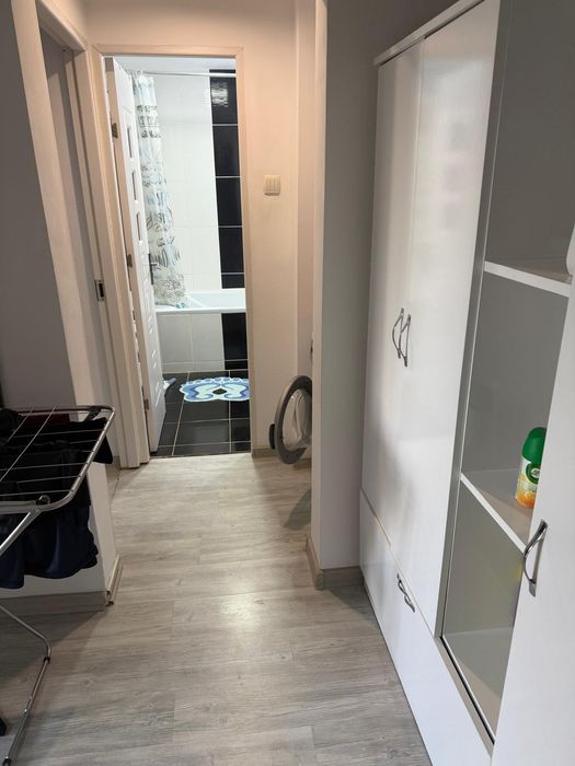 Vând apartament 2 camere decomandat — fotografia 3