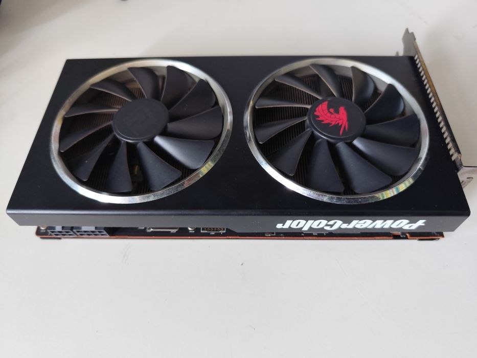 Vând placa video  RX5700