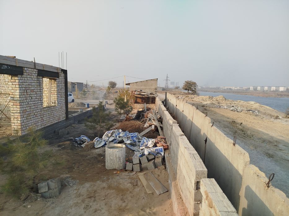 Участка сотилади 4 соток.