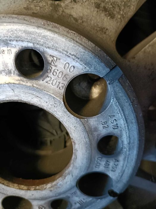 vand jante originale mercedes GLC echipate cu, michelin  235/65R17