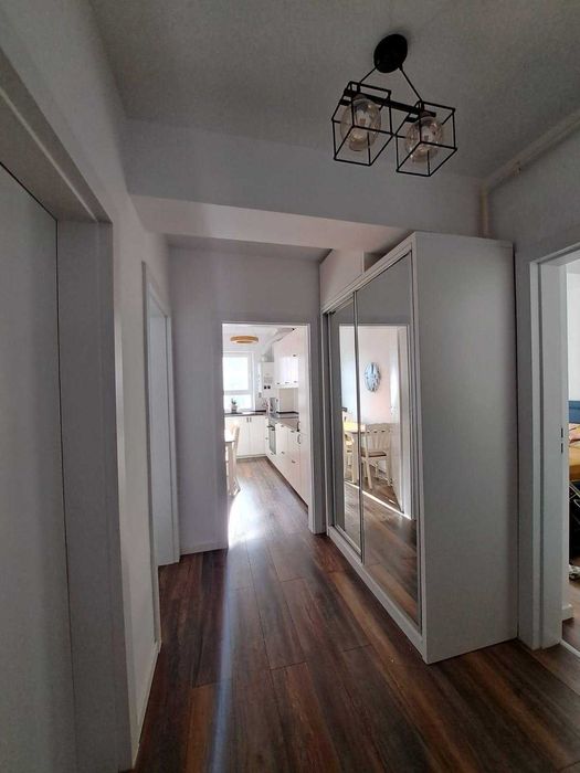 Inchiriez apartament 2 camere zona Maurer