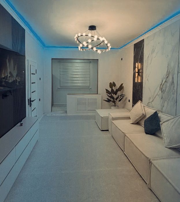 Чиланзар 9 квартал 2 хона 3 хона килинган 4  этаж балкон 1,5*6