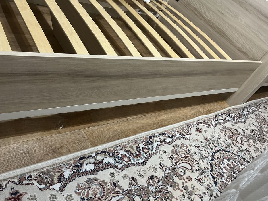 Продам односпальную кровать