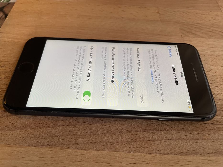 Продавам IPhone 7 128GB