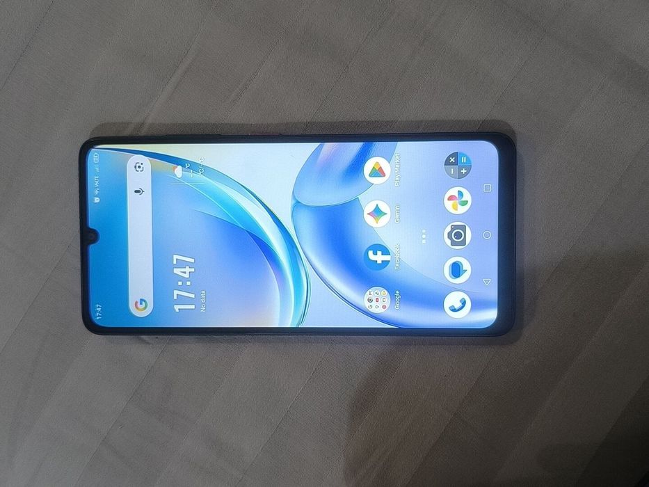 ZTE Blade A36. ..