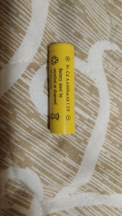 Зарядно Сони за батерии и старо дистанционно за Go Pro камера