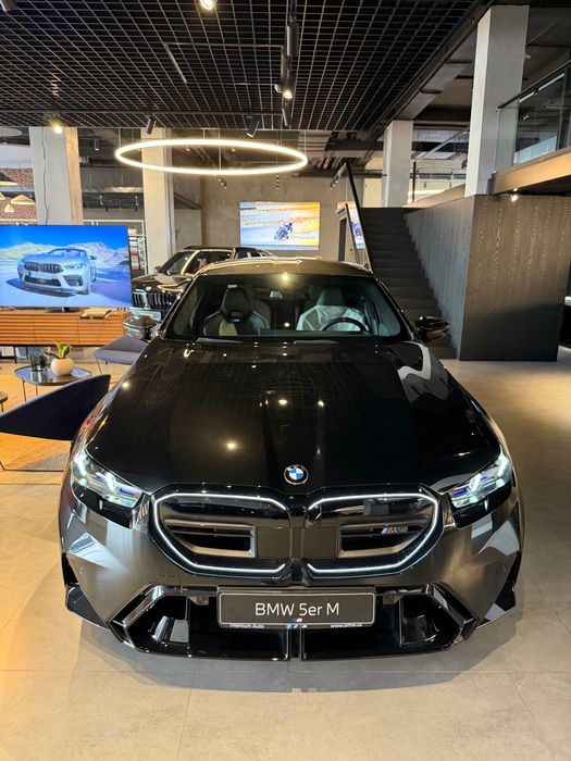 Продам BMW M5 в наличии + Официальная Гарантия