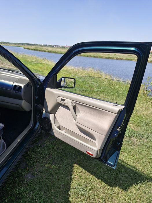 Продам  Volkswagen Vento