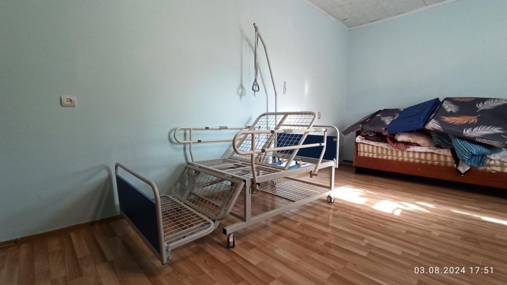 Кровать для больных