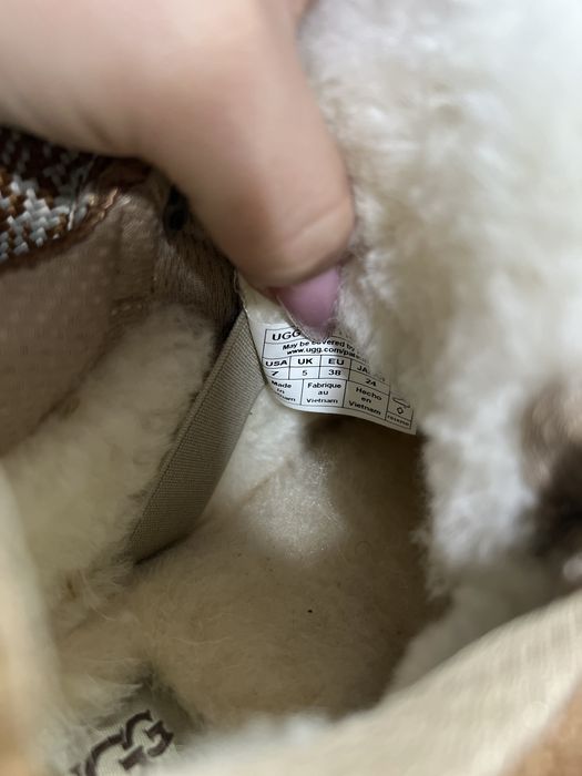 Ugg lowmel originali