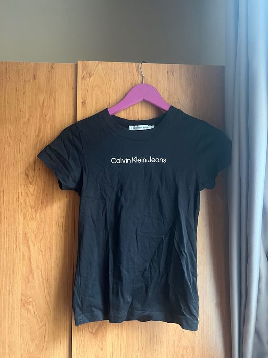 Черна тениска Calvin Klein - XS