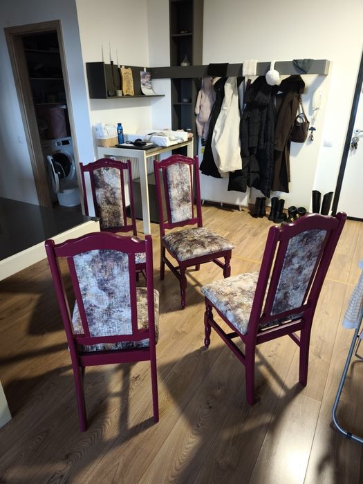 Set 4 scaune mov in stare foarte buna