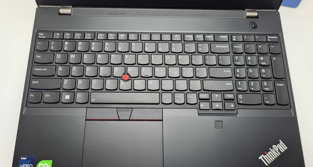 Lenovo ThinkPad P15v Gen 3  i7 12800H/32GB/2x512SSD/RTX A2000-4GB/FHD