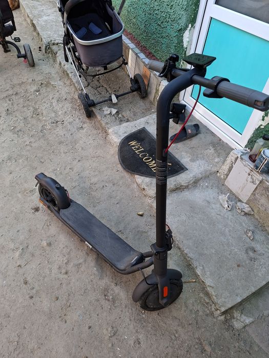 Trotineta electrica navee v40i schimb cu iphone