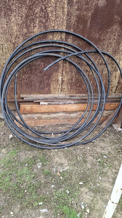 Продам кабель 4 жил