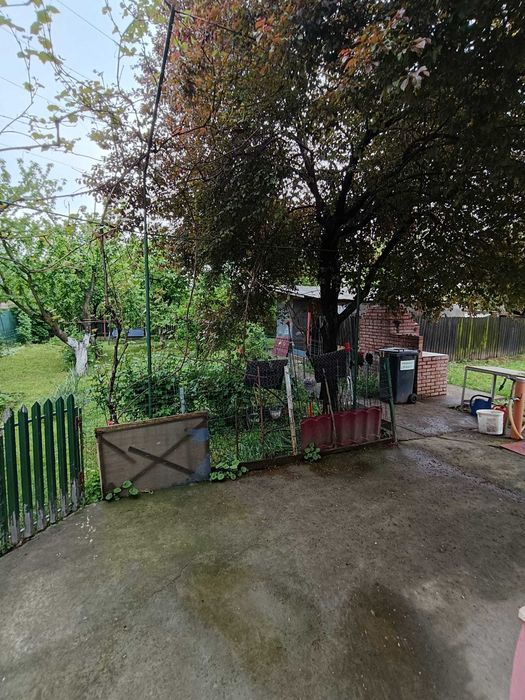 gospodarie 2 proprietati Lipanesti