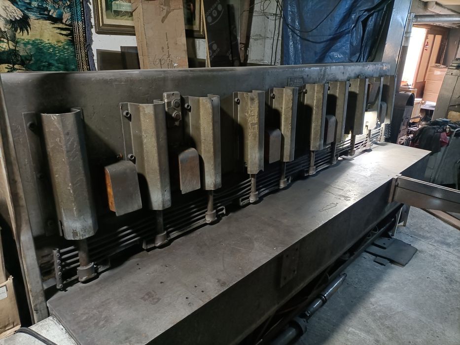 Foarfecă ghilotină tablă WIEGER 2500 mm – 4 mm | 380V