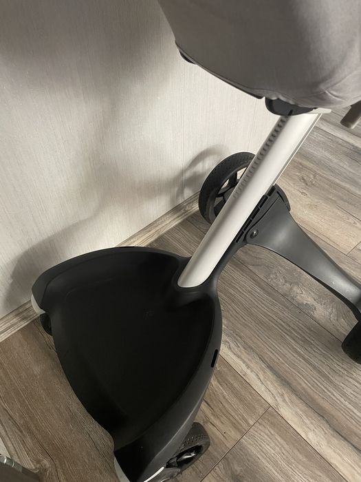 Бебешка количка Stokke