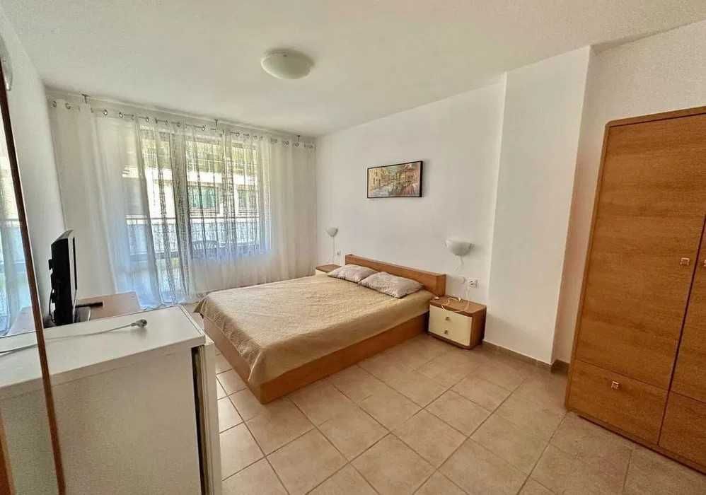 Дава се под наем Двустаен апартамент в к.к. Слънчев бряг - 65 кв.м за 127.5 € - Снимка #2