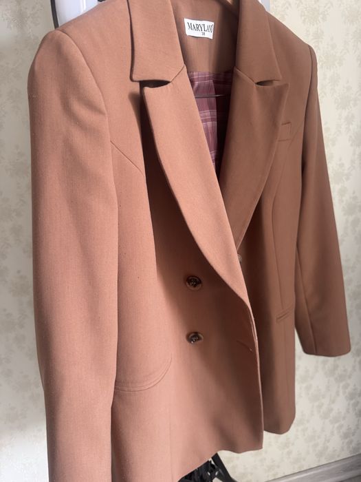 Продам пиджаки на работу