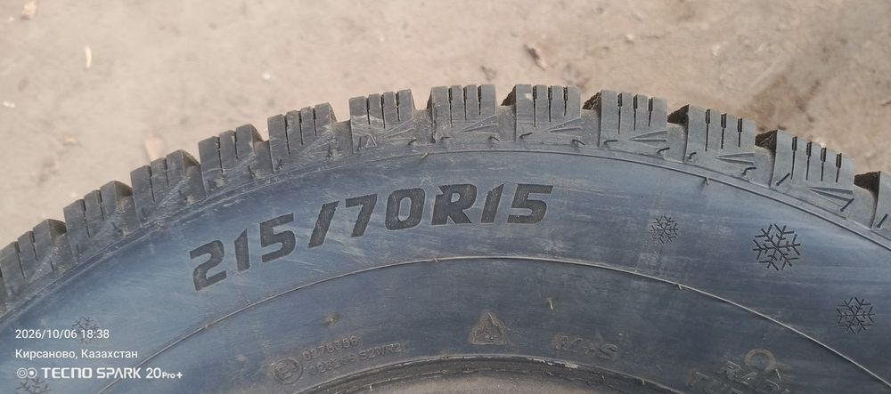 Продам резину 215/70/15