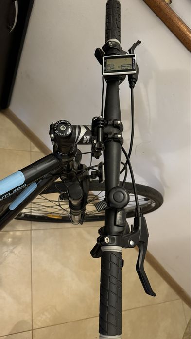 Vand bicicleta trekking DHS contura