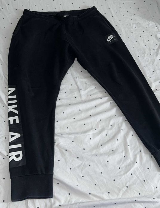 Pantaloni lungi Nike