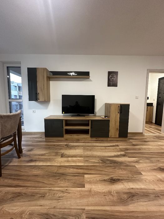 Дава се под наем Двустаен апартамент в Шумен, Болницата - 60 кв.м за 357 € - Снимка #2