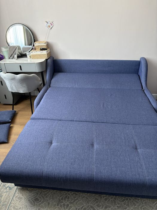 Продаю диван хороший