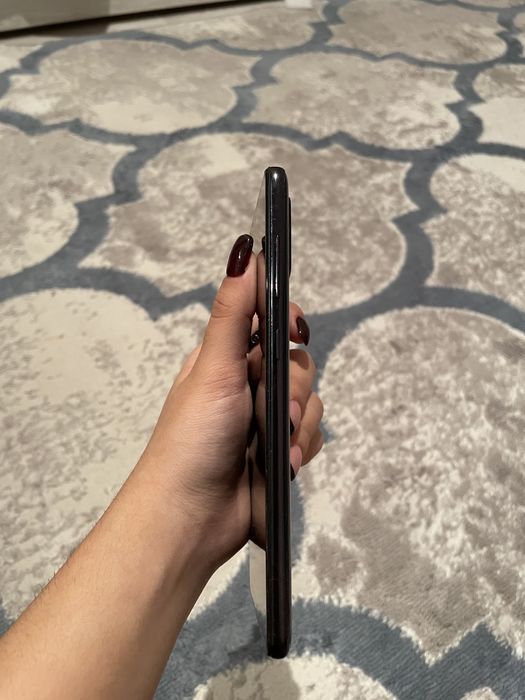 Продаётся телефон самсунг а31