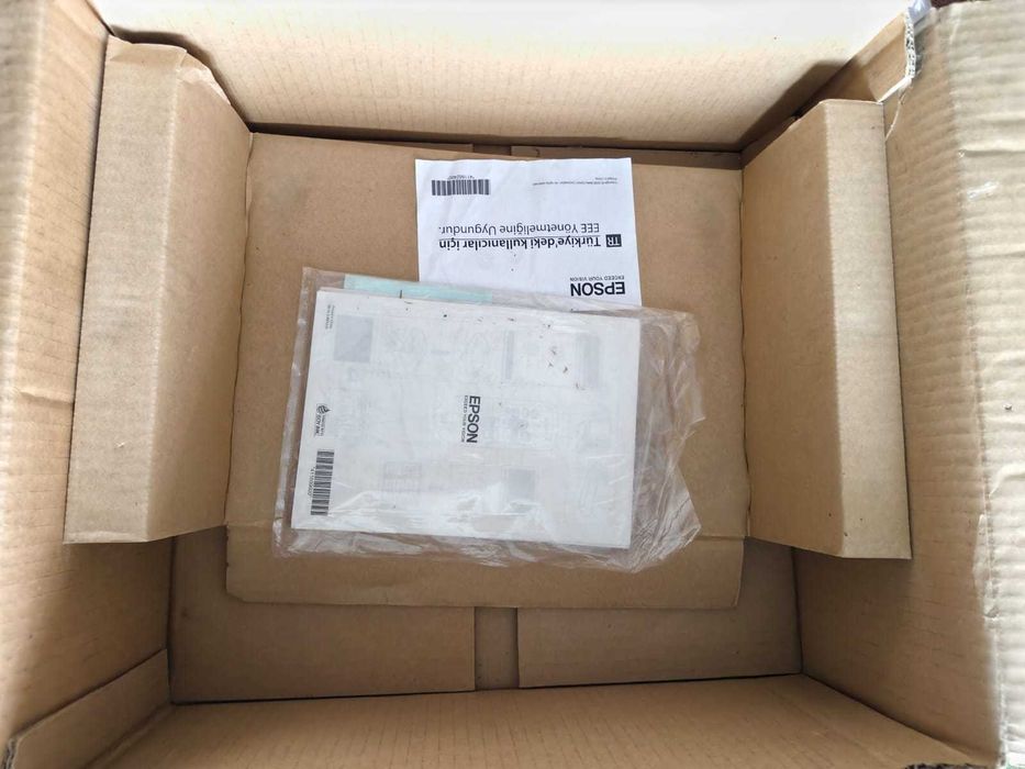 Проектор Epson EB-S62