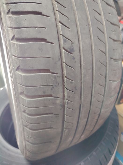 Продам шины две пары
